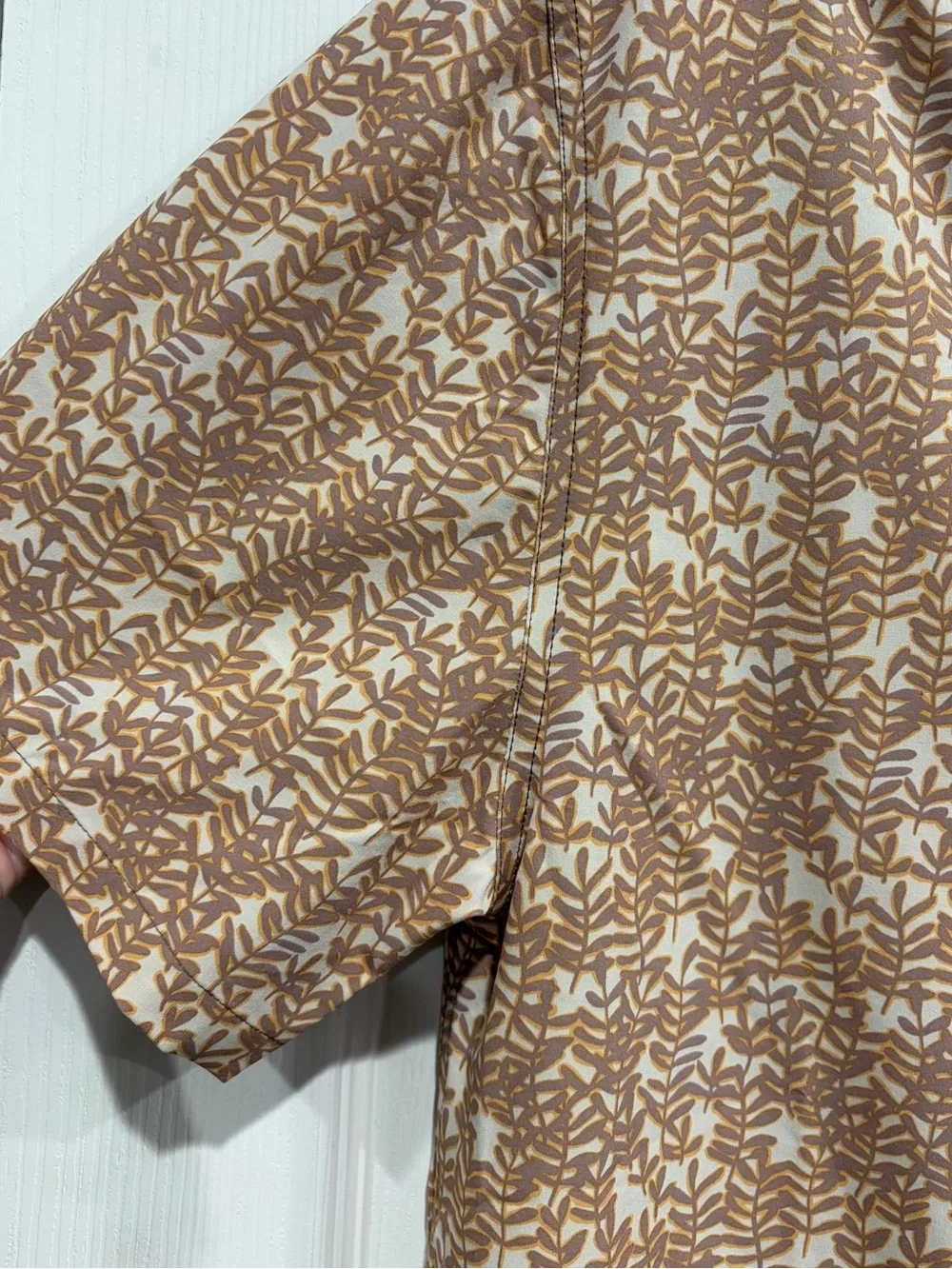 Cotopaxi Men's Large Cambio Button Up Shirt Reishi Red Pattern NWT Travel Button
